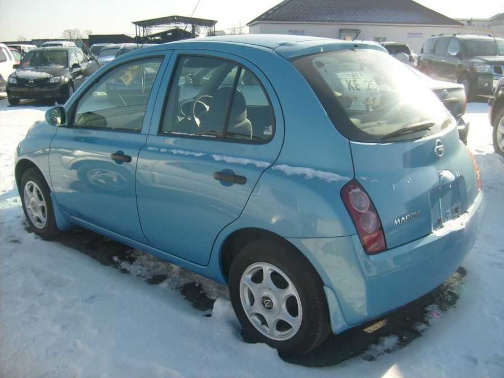 2002 Nissan March