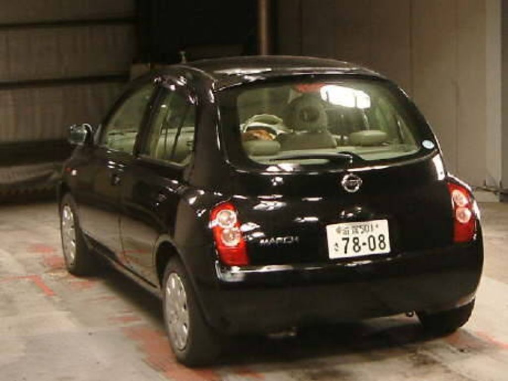 2002 Nissan March