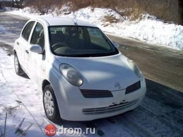 2002 Nissan March