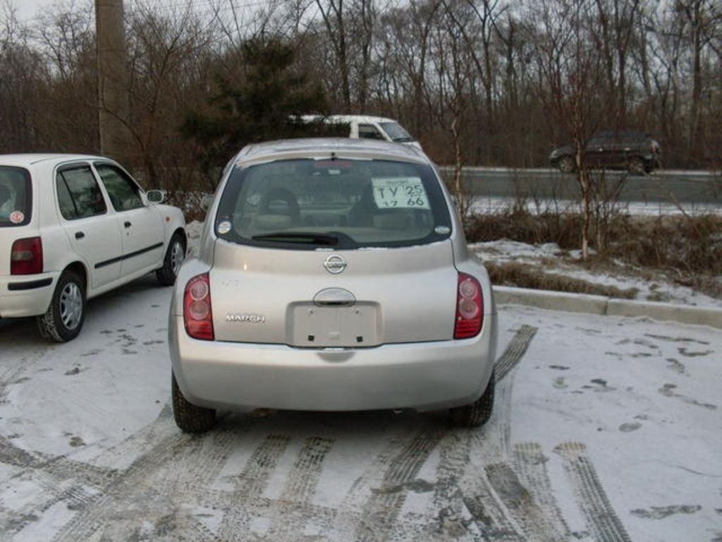 2002 Nissan March