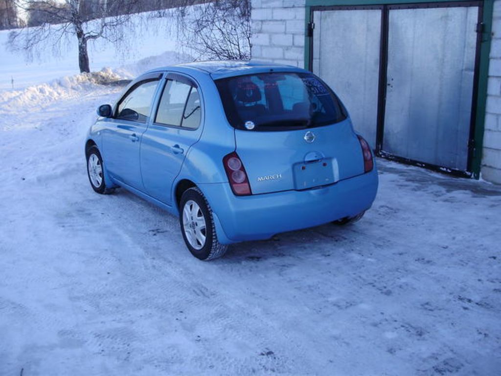 2002 Nissan March