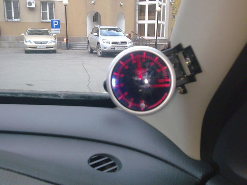 2002 Nissan March