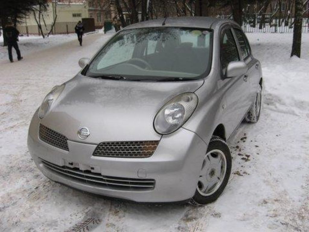 2002 Nissan March