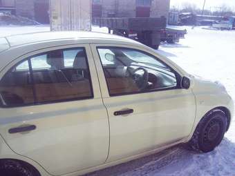 Nissan March
