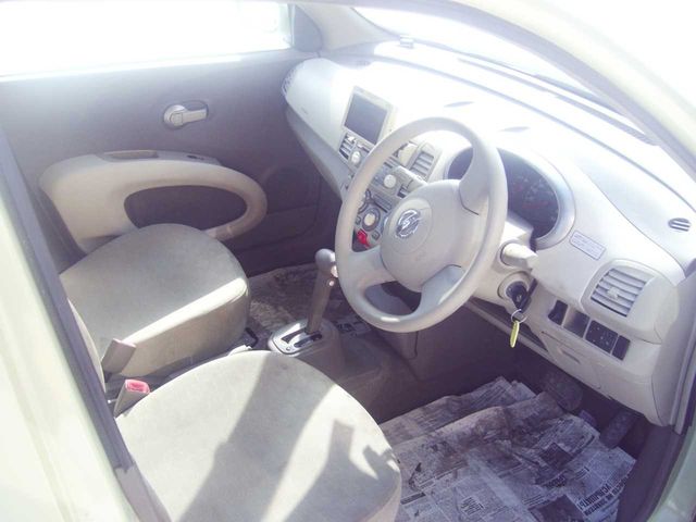 2002 Nissan March