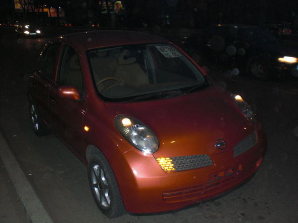 2002 Nissan March