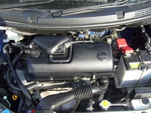 2002 Nissan March