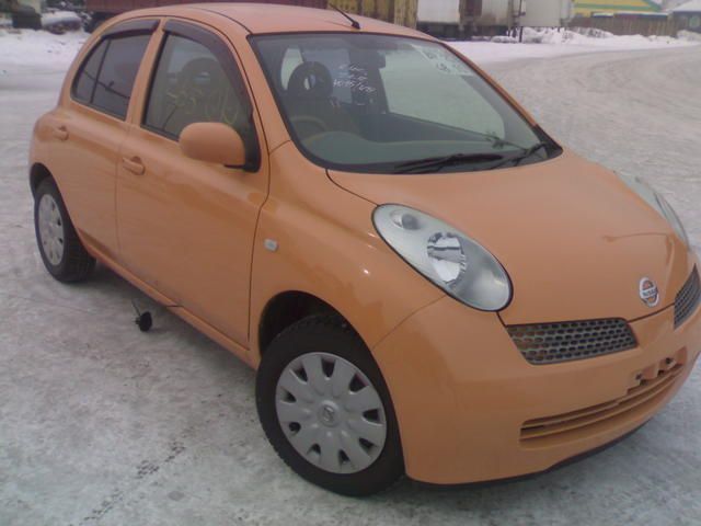 2002 Nissan March