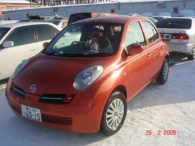 2002 Nissan March