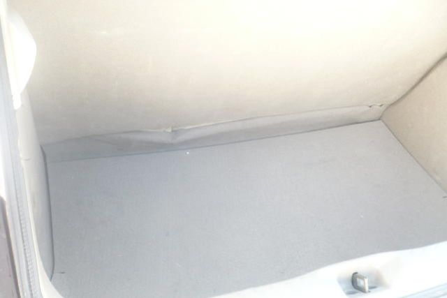 2002 Nissan March