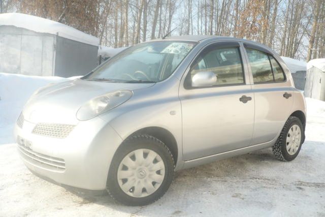 2002 Nissan March