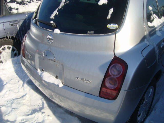 2002 Nissan March