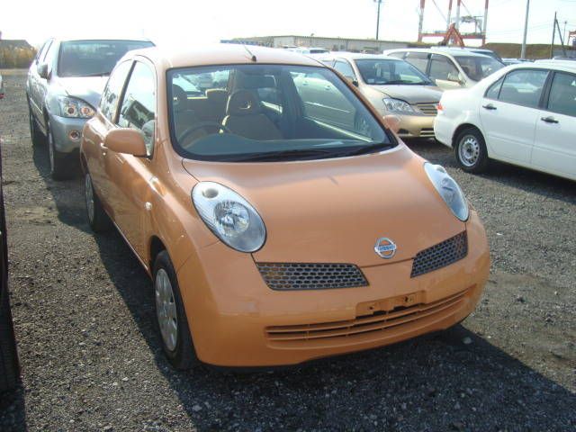 2002 Nissan March