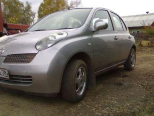 2002 Nissan March