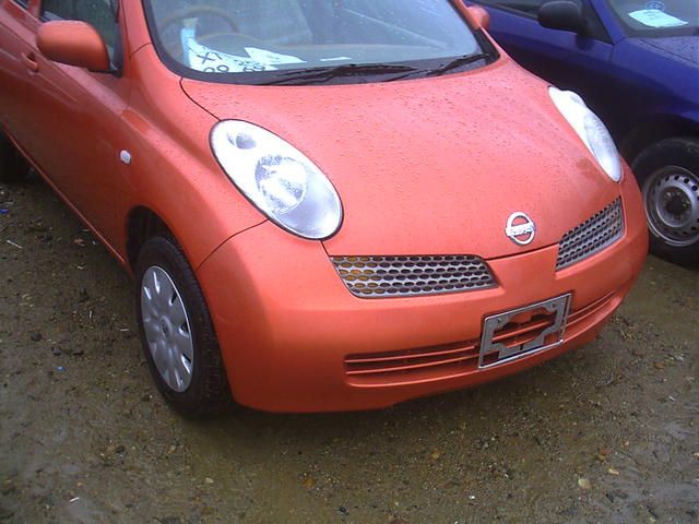 2002 Nissan March