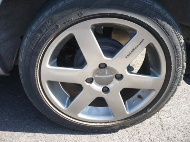 2002 Nissan March