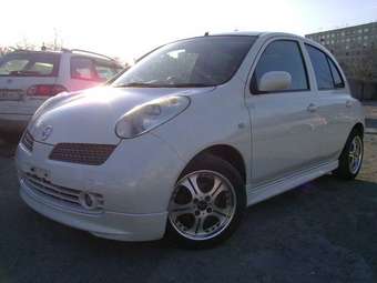 2002 Nissan March