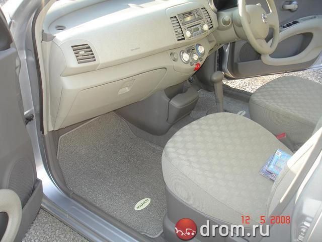 2002 Nissan March