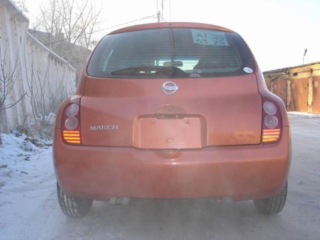 2002 Nissan March