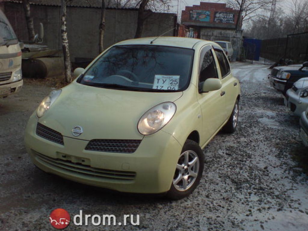 2002 Nissan March
