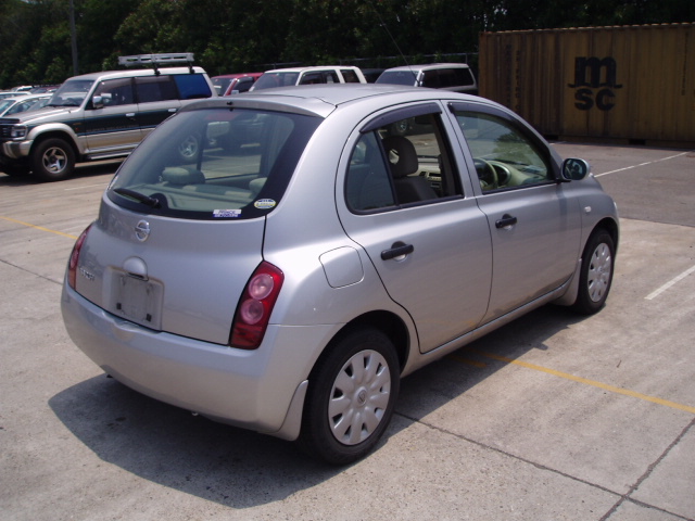 2002 Nissan March Wallpapers