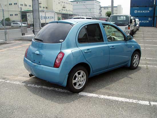 2002 Nissan March Pictures