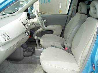 2002 Nissan March Pictures