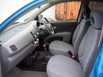2002 Nissan March Pictures