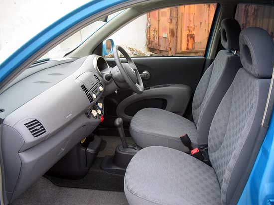 2002 Nissan March Photos