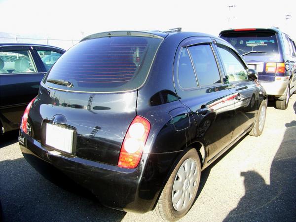 2002 Nissan March Photos