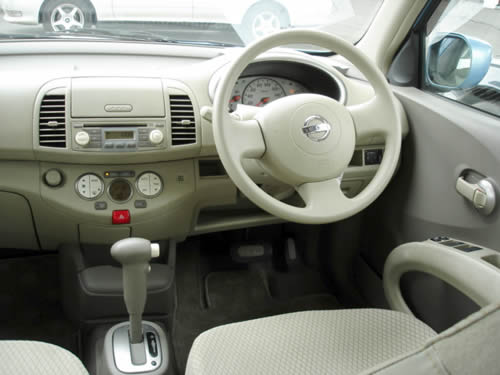 2002 Nissan March Pictures