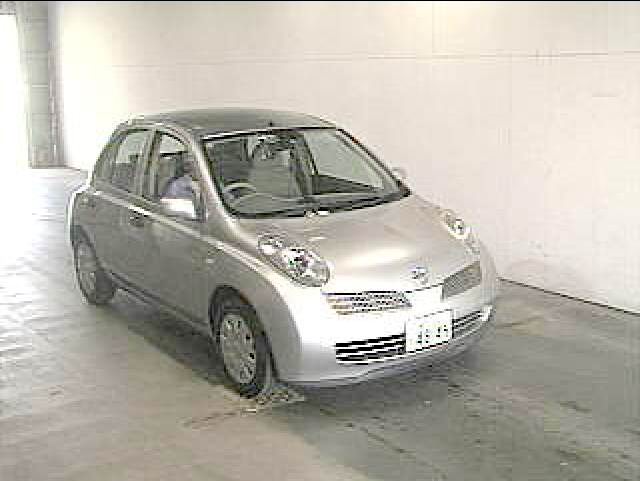 2002 Nissan March Pictures