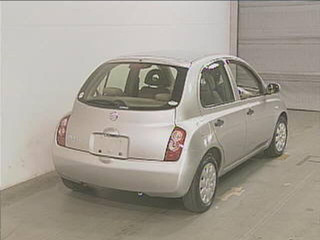 2002 Nissan March Wallpapers