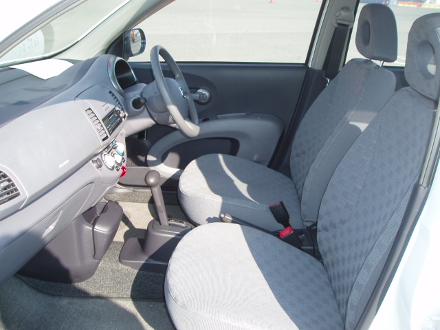 2002 Nissan March Pictures