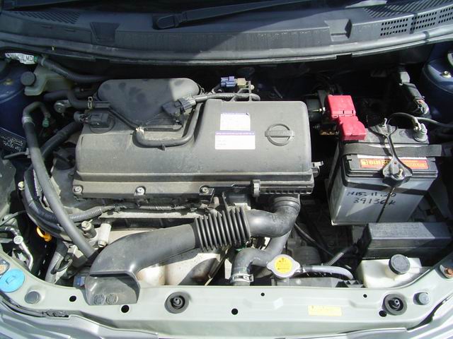 2002 Nissan March Pictures