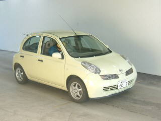 2002 Nissan March Pictures