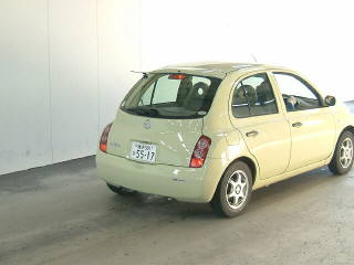 2002 Nissan March Photos