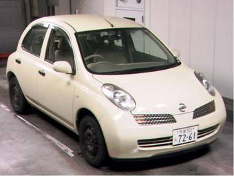 2002 Nissan March Images