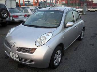 2002 Nissan March Pictures