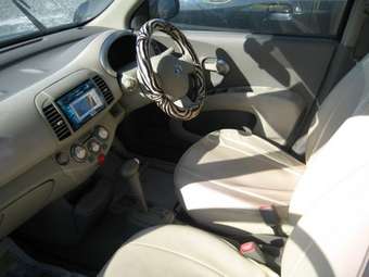 2002 Nissan March Pics