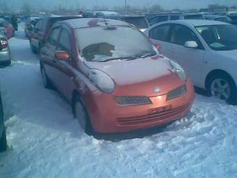 2002 Nissan March