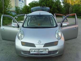 2002 Nissan March Pictures