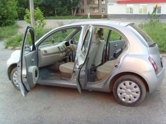 2002 Nissan March Photos