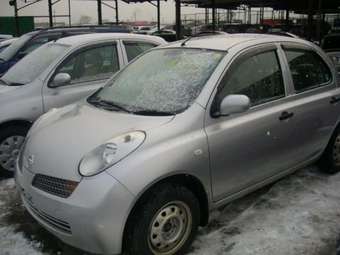 2002 Nissan March Pictures