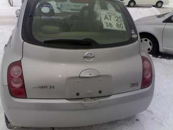 2002 Nissan March Pics