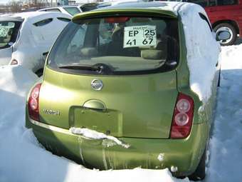 2002 Nissan March Images