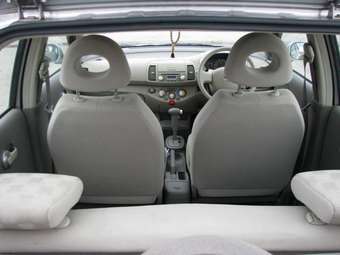 2002 Nissan March Images