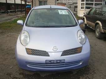 2002 Nissan March Pictures