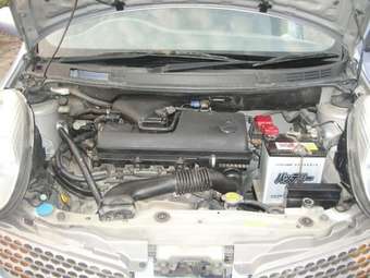 2002 Nissan March Pictures