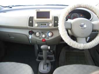 2002 Nissan March Photos